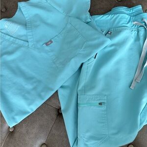 Figs Sea Glass blue Scrub Set